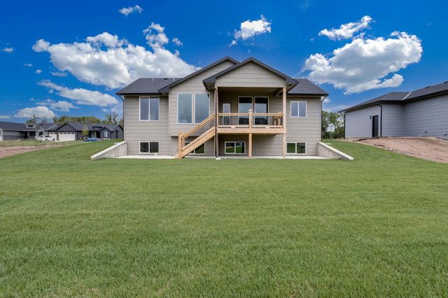 3347 S Linden Ct, Wichita, KS 67210