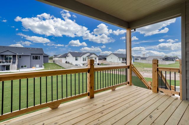 3347 S Linden Ct, Wichita, KS 67210