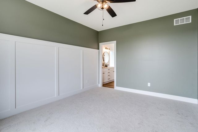 3347 S Linden Ct, Wichita, KS 67210