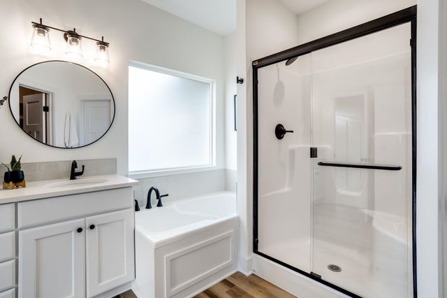 3347 S Linden Ct, Wichita, KS 67210