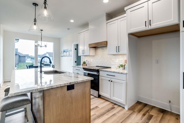 3347 S Linden Ct, Wichita, KS 67210