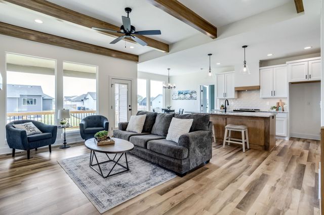 3347 S Linden Ct, Wichita, KS 67210