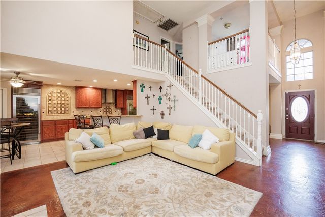 7409 Lake Buchanan Ct, Corpus Christi, TX 78413