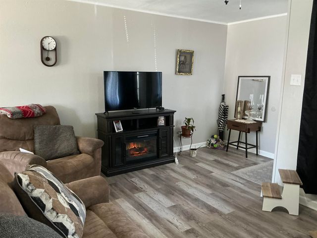 318 St Louis St, Raceland, LA 70394