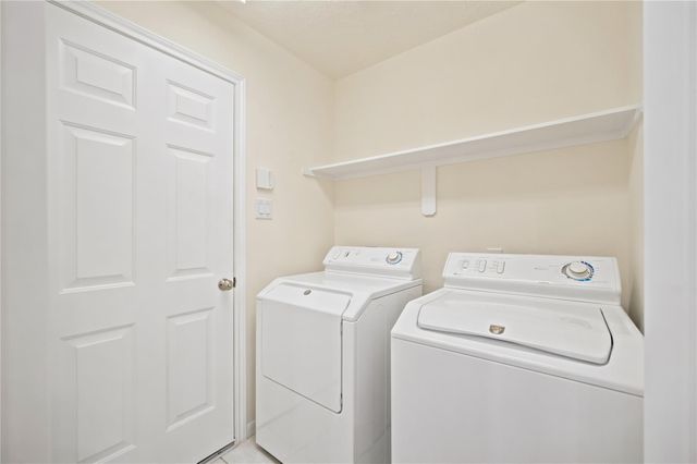 2601 S Broadway Street 8, La Porte, TX 77571