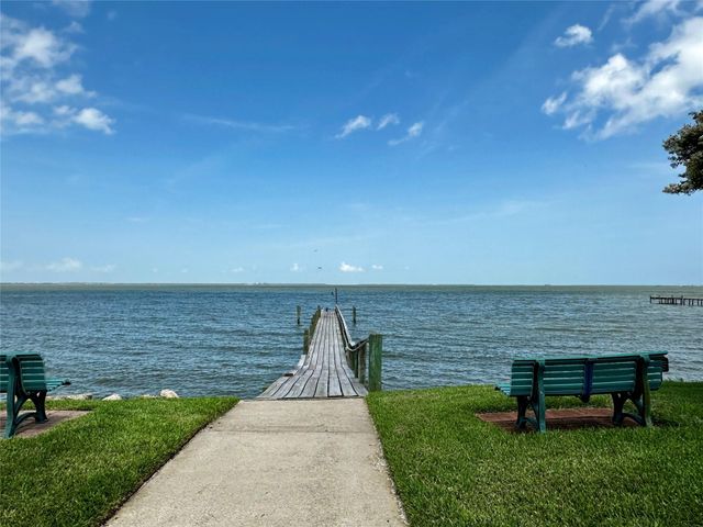 2601 S Broadway Street 8, La Porte, TX 77571