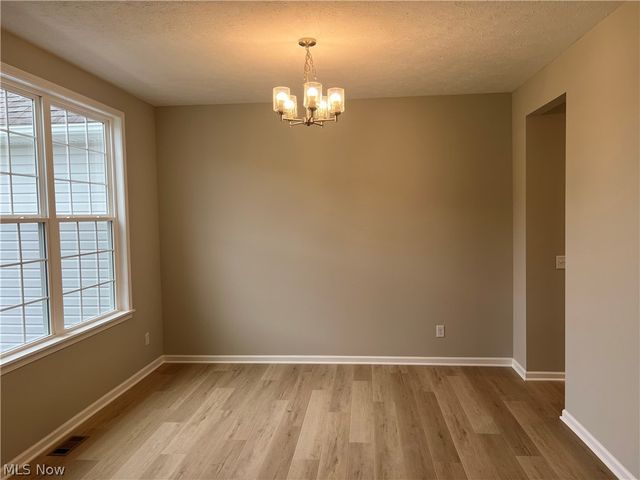 3753 Golden Wood Way, Green, OH 44685