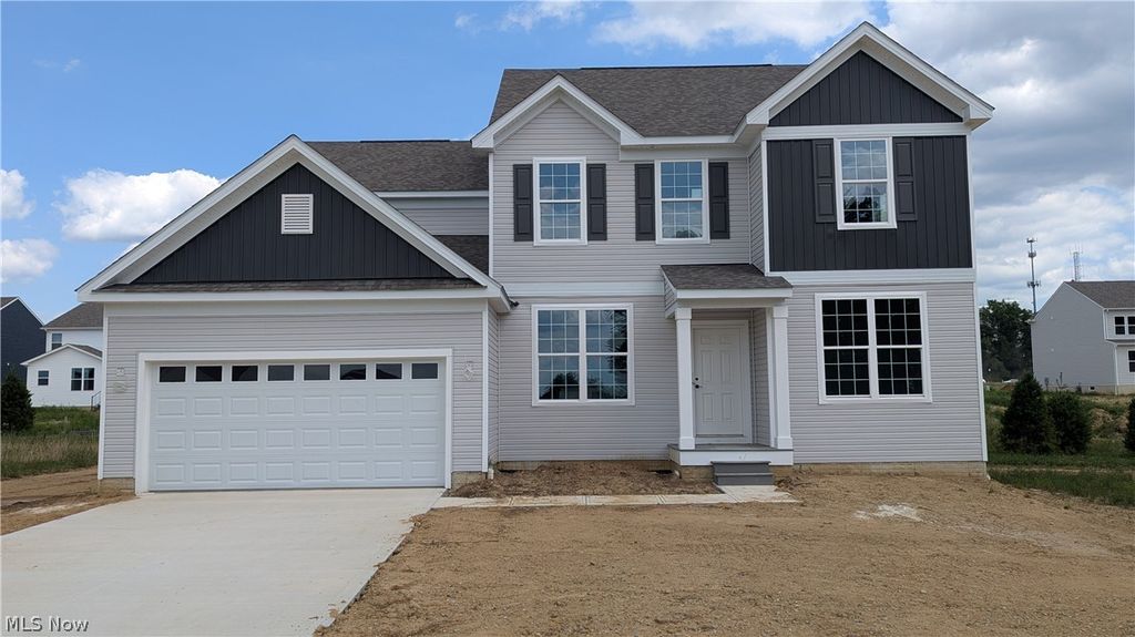 3753 Golden Wood Way, Green, OH 44685
