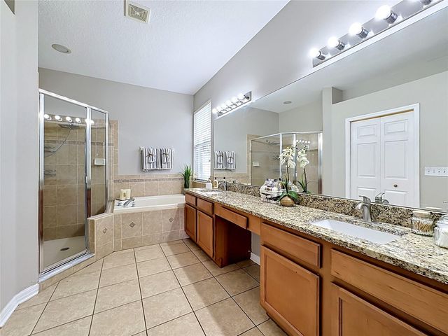 11607 GROVE ARCADE DRIVE, Riverview, FL 33569