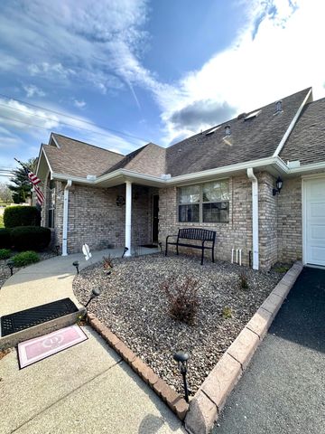 101 Village Drive, Morehead, KY 40351