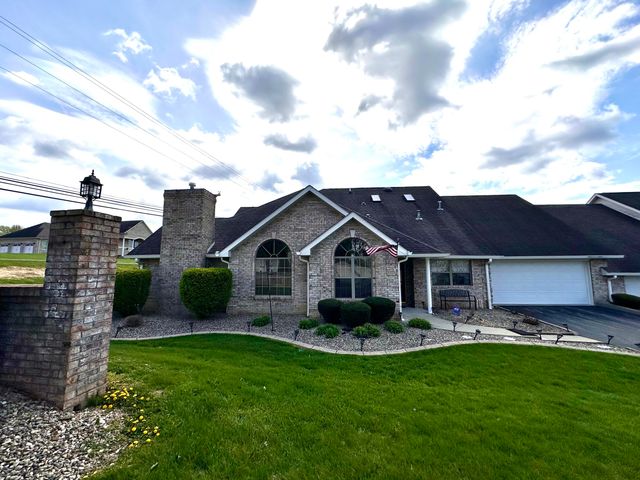 101 Village Drive, Morehead, KY 40351