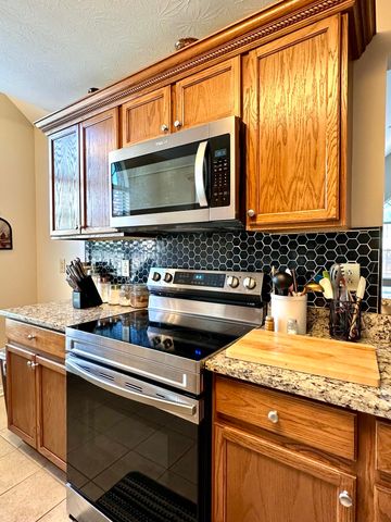 101 Village Drive, Morehead, KY 40351