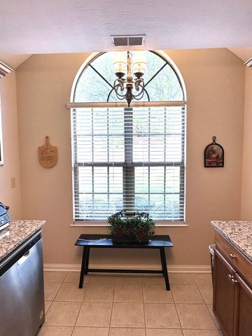 101 Village Drive, Morehead, KY 40351