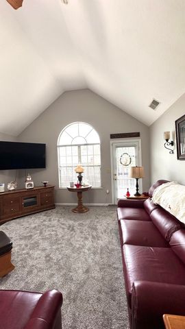 101 Village Drive, Morehead, KY 40351