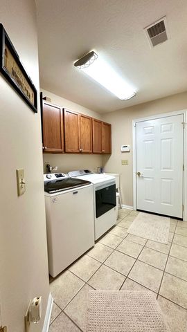 101 Village Drive, Morehead, KY 40351