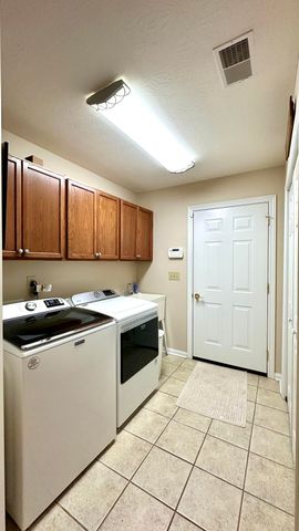 101 Village Drive, Morehead, KY 40351