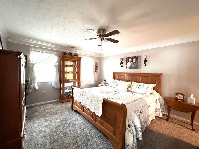 101 Village Drive, Morehead, KY 40351