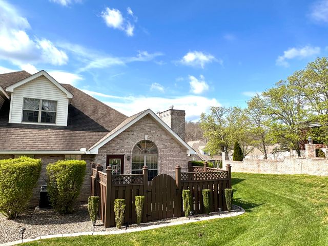 101 Village Drive, Morehead, KY 40351