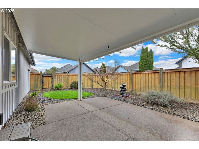 3335 LAKE GLENN Dr, Eugene, OR 97408