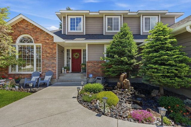 2215 S Sonora St, Veradale, WA 99037