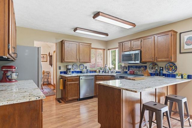 2215 S Sonora St, Veradale, WA 99037