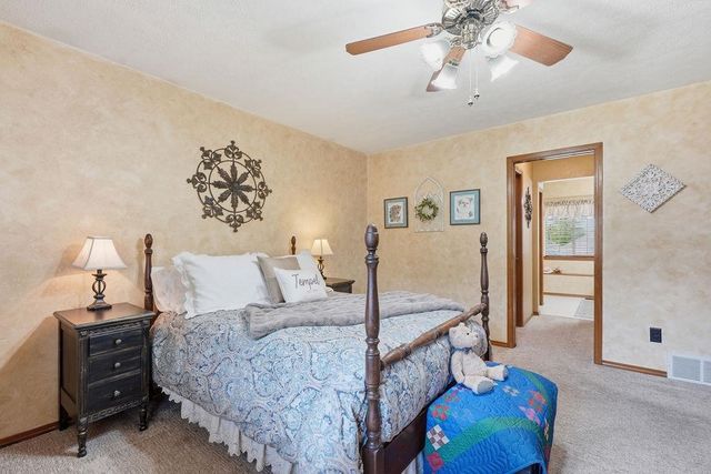2215 S Sonora St, Veradale, WA 99037