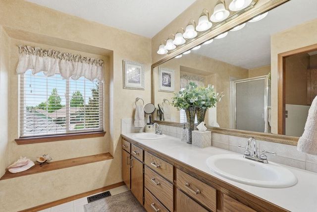2215 S Sonora St, Veradale, WA 99037
