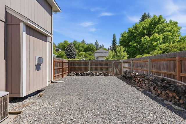 2215 S Sonora St, Veradale, WA 99037