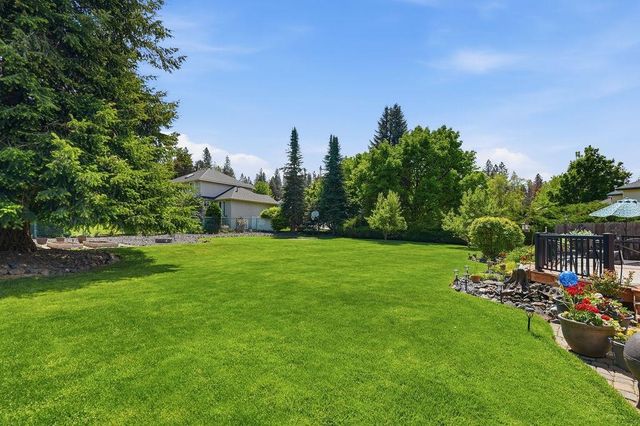 2215 S Sonora St, Veradale, WA 99037