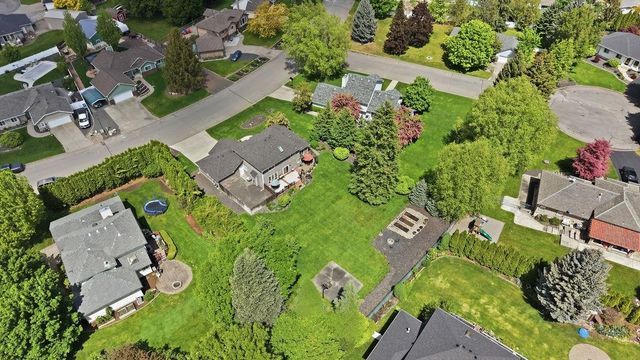 2215 S Sonora St, Veradale, WA 99037