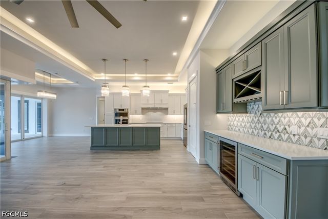 4910 SW 2nd AVE, Cape Coral, FL 33914