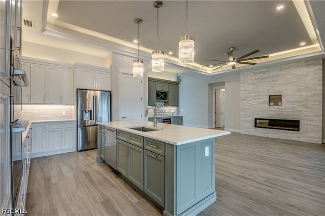 4910 SW 2nd AVE, Cape Coral, FL 33914