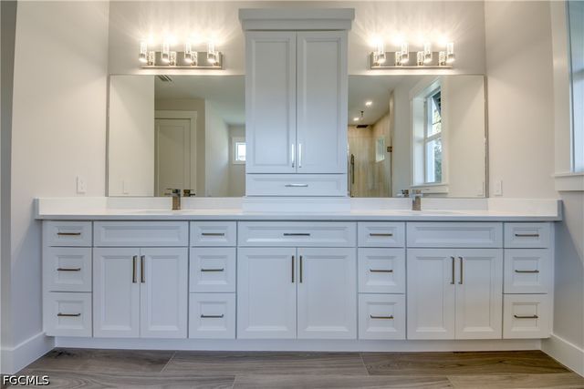 4910 SW 2nd AVE, Cape Coral, FL 33914