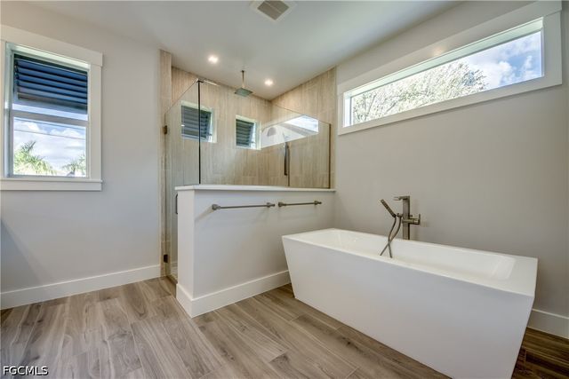 4910 SW 2nd AVE, Cape Coral, FL 33914