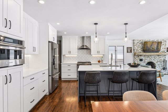 6105 Birchcrest Drive, Edina, MN 55436