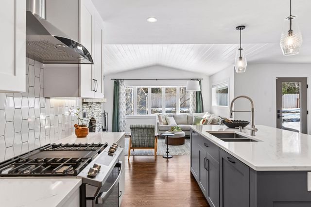 6105 Birchcrest Drive, Edina, MN 55436