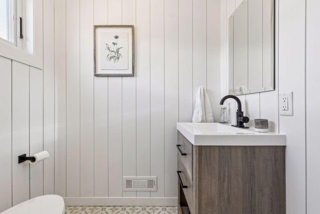 6105 Birchcrest Drive, Edina, MN 55436