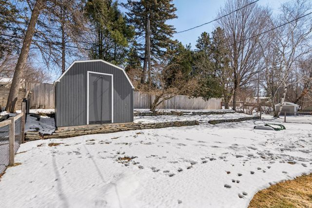 6105 Birchcrest Drive, Edina, MN 55436