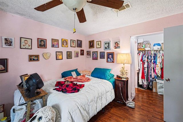 2048 SUNSET GROVE LANE, Clearwater, FL 33765