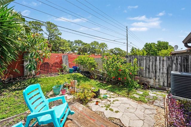 2048 SUNSET GROVE LANE, Clearwater, FL 33765