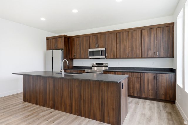 2397 W MARVS CV, West Valley City, UT 84119