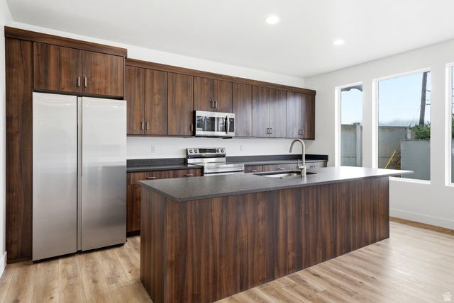 2397 W MARVS CV, West Valley City, UT 84119