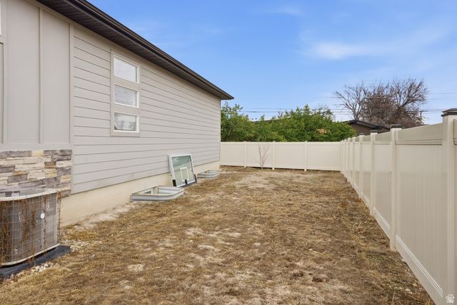 2397 W MARVS CV, West Valley City, UT 84119