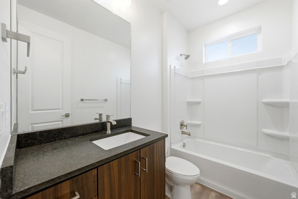 Image 13 of property listing at 2397 W MARVS CV, West Valley City, UT 84119