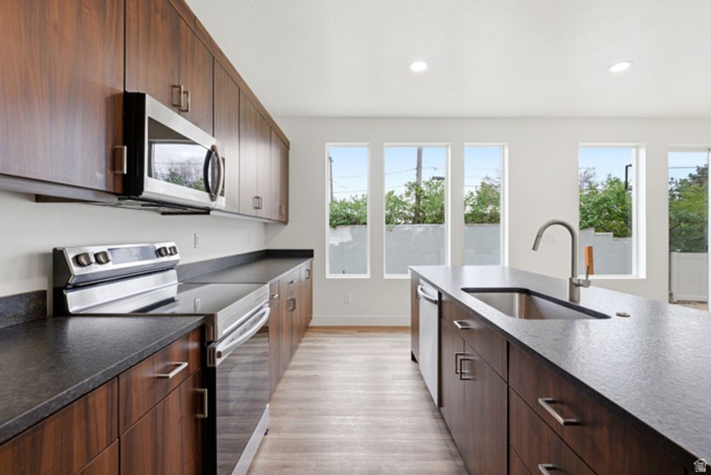 Image 27 of property listing at 2397 W MARVS CV, West Valley City, UT 84119