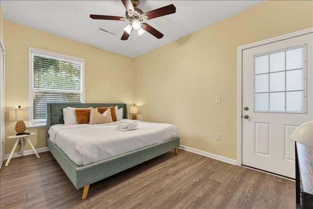 5917 Hagood Avenue, Hanahan, SC 29410