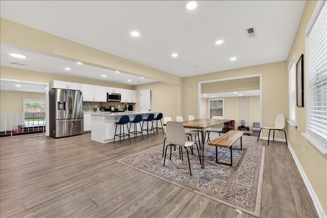 5917 Hagood Avenue, Hanahan, SC 29410