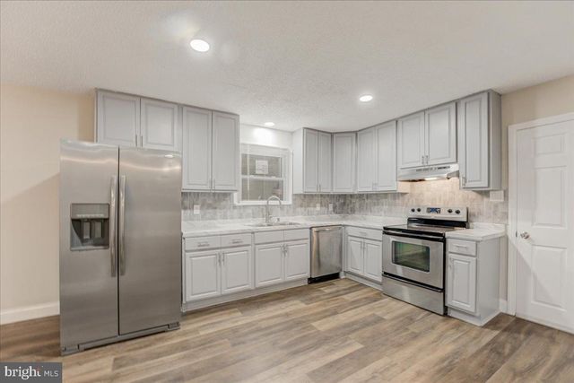 304 OTTER AVE, Browns Mills, NJ 08015