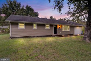 304 OTTER AVE, Browns Mills, NJ 08015