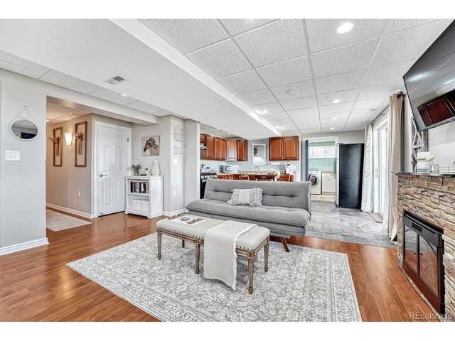 2371 Broadleaf Loop, Castle Rock, CO 80109